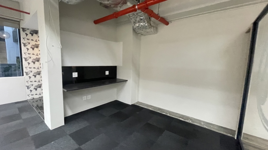 To Let commercial Property for Rent in Gardens Western Cape